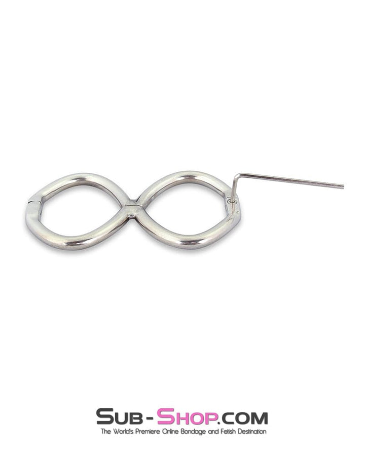 Handcuffs 6904M      Figure 8 Hinged Steel Handcuffs, Large / Extra Large