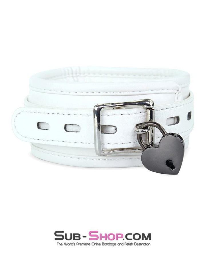 Collar 7251RS      Corrupt Me White Padded Bondage Collar and Leash Set