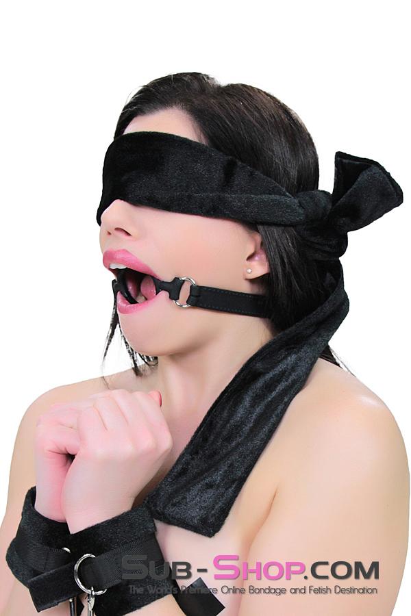 Gags 0806M      Locking 2” Wide Black Silicone Comfort Ring Gag