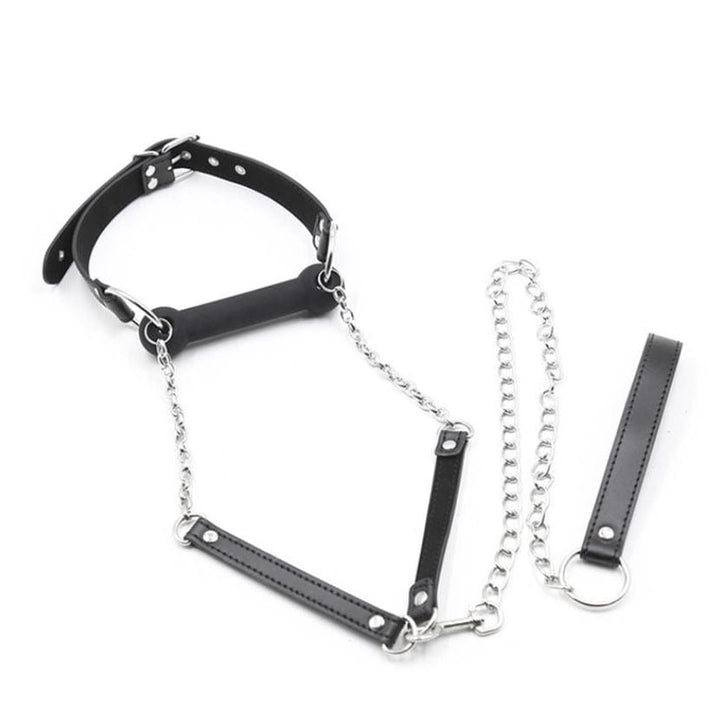 Gags 0888MQ      Black Strap Silicone Bit Gag with Reins