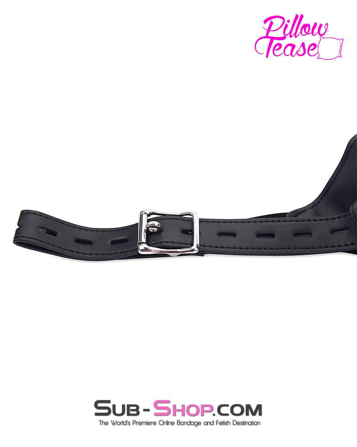 Strap On 7783M      She's The Boss Beginner Size Strap On Dildo Set