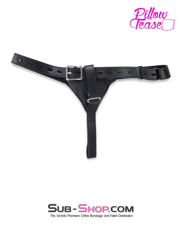 Strap On 7783M      She's The Boss Beginner Size Strap On Dildo Set